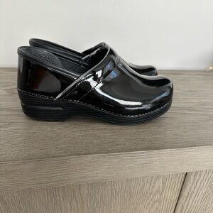 Dansko Black Patent Leather Mules